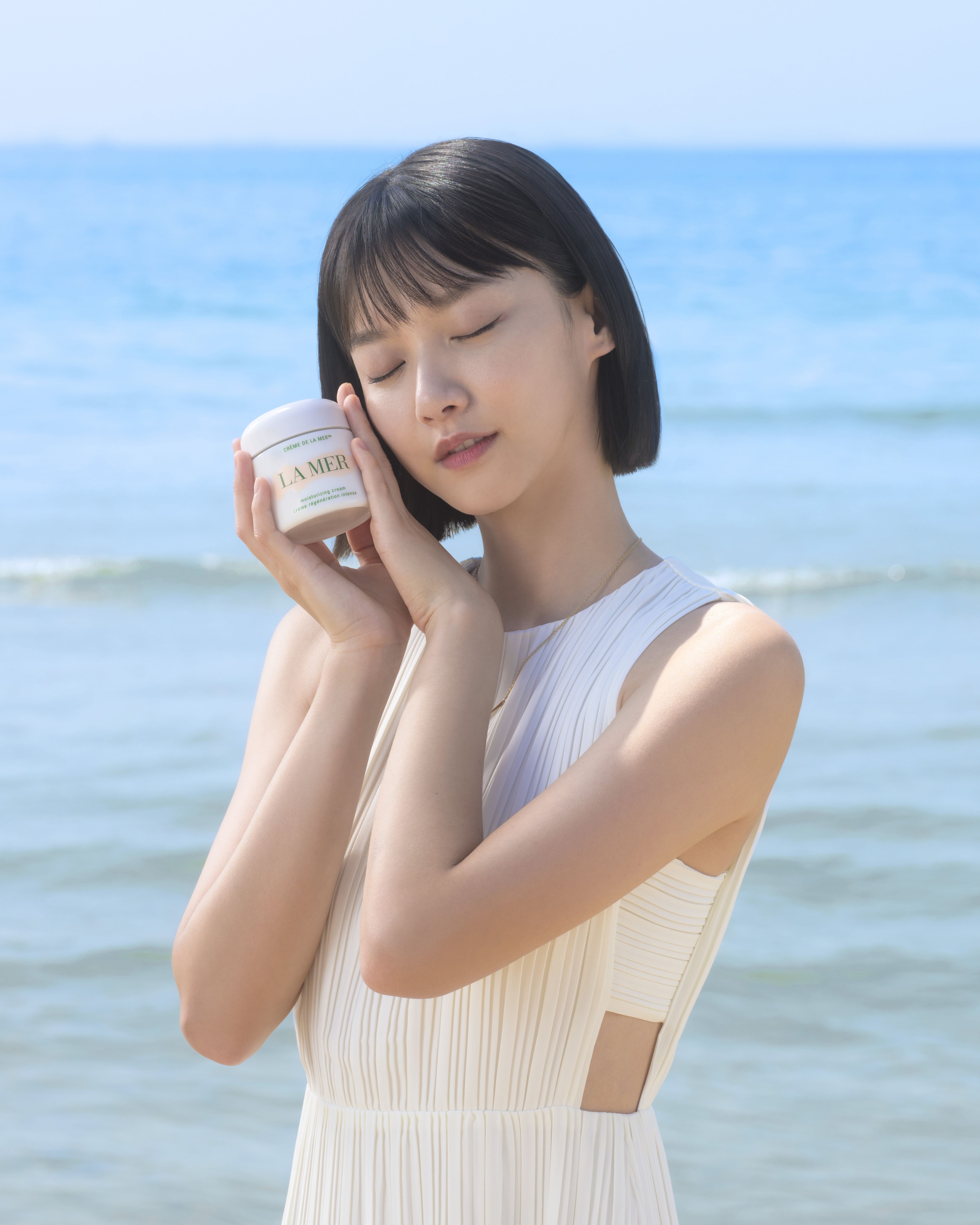 奇蹟面霜就是 Angela 多年前從星級化妝師身上學會的底妝持久貼服秘技。