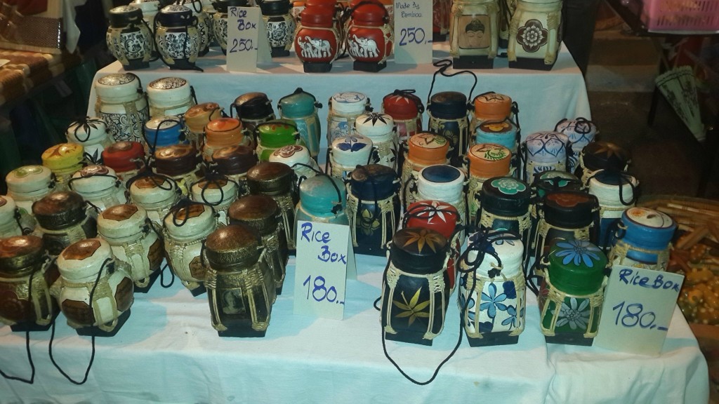 20150412 chiang mai saturday night market 03