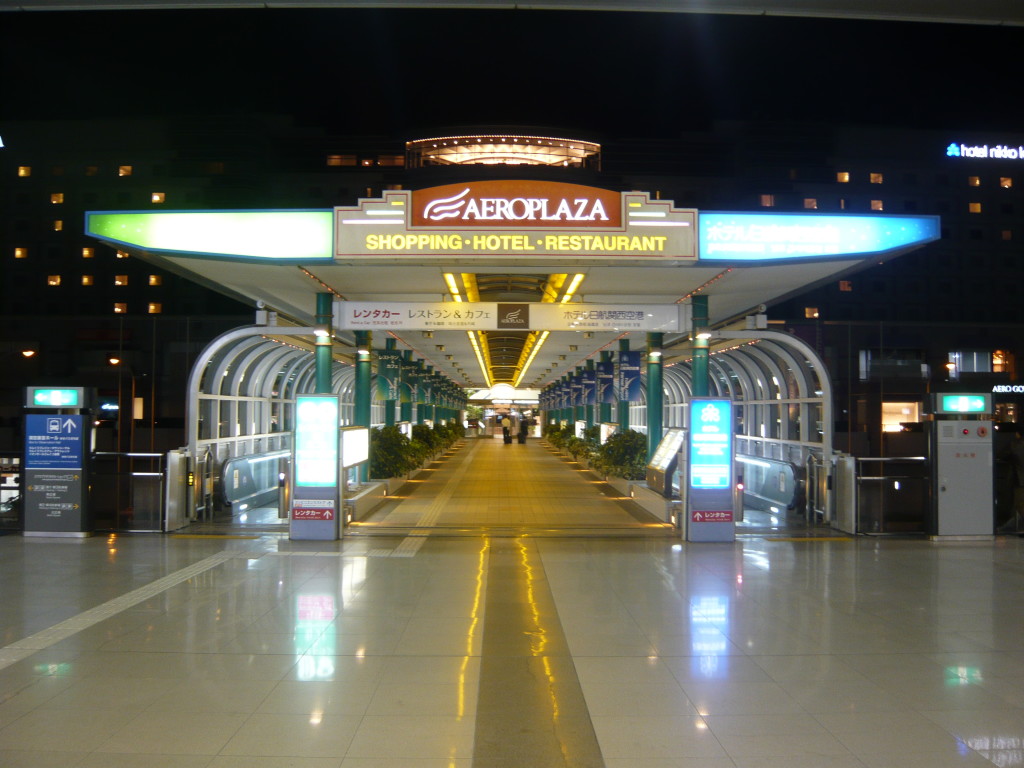 03 Aeroplaza