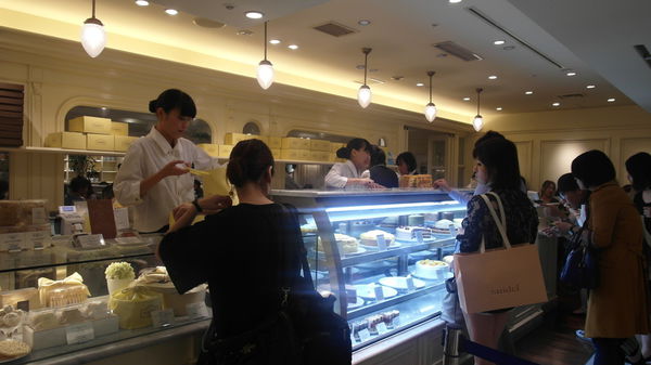 人氣甜點名店HARBS 17