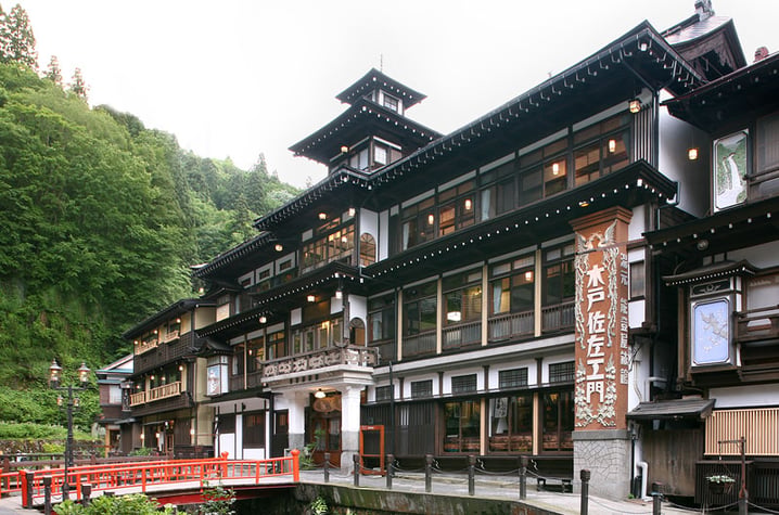 《千與千尋》世界 日本山形縣銀山溫泉 | 日本旅遊 | 放假去邊