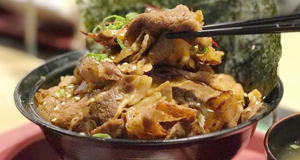 牛肉控必食！台北人氣平價高質牛肉飯｜台灣美食｜放假去邊