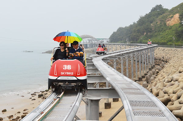 將路軌搬到半空 超刺激天空鐵路單車｜韓國旅遊｜放假去邊