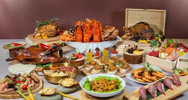 【低至半價】灣仔六國酒店自助餐優惠！3小時任食龍蝦/和牛/鴨肝/花膠/片皮鴨